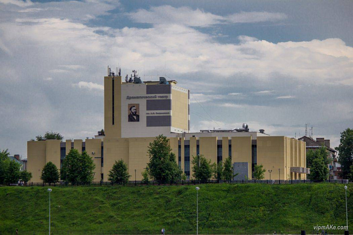 Речная прогулка по Волге на корабле с экскурсоводом на борту "Вдоль зеленых берегов"